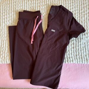 FIGS dark fig set size XS